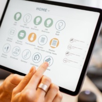 How Do Smart Home Devices Boost Energy Efficiency and Save You Money?